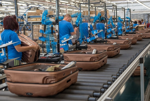 luggage production line
