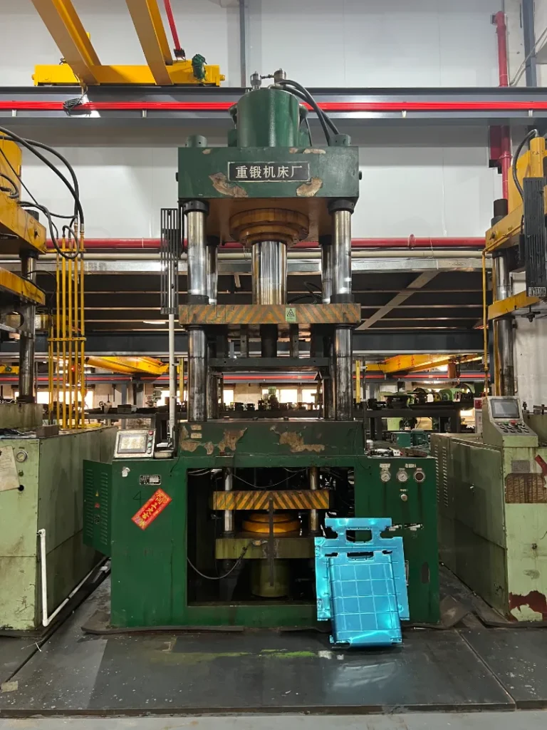 aluvox hydraulic press aluminum shell forming