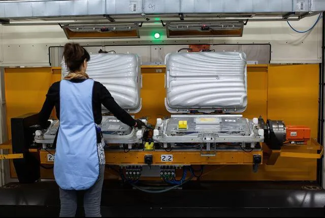 luggage qa checking